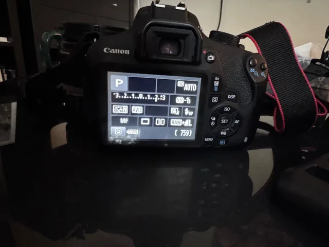 Canon EOS Rebel T5 thumbnail