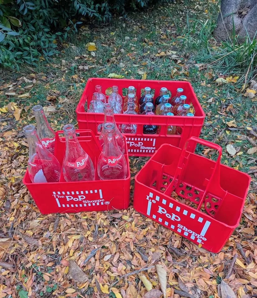 Vintage 'The Pop Shoppe®' Crates & Bottles image indicator(8)