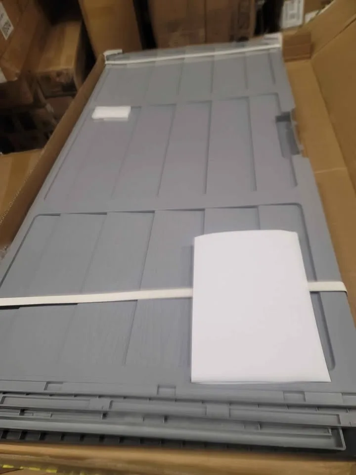 SUNCROWN 75 Gallon Water Resistant Resin Lockable Deck Box image indicator(7)