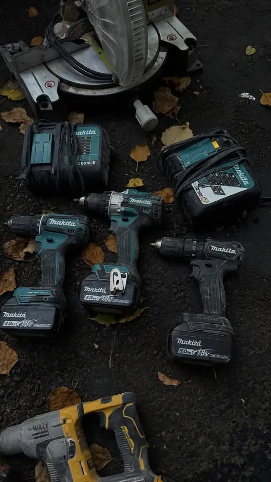 Huge Lot of Power Tools – Makita, DeWalt, Ryobi image indicator(5)