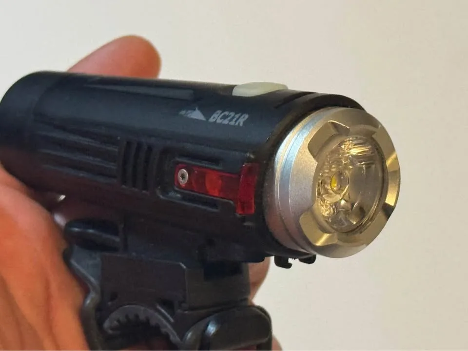 Bike light 880 lumens image indicator(2)