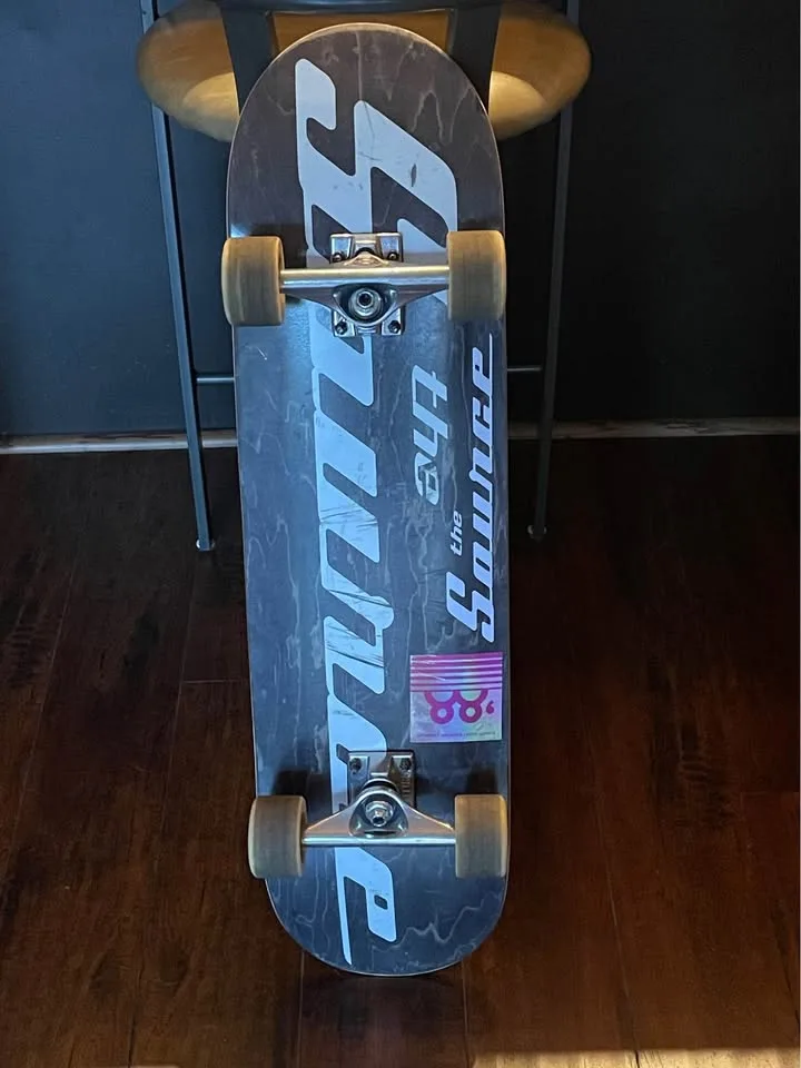 Source Skateboard with Venture trucks and Globe Bruiser Wheels image indicator(5)
