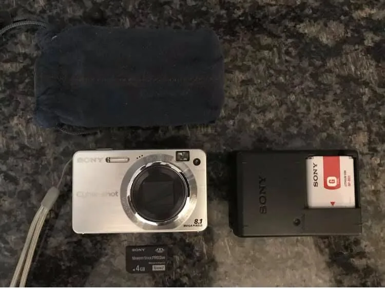 Sony Cyber-shot DSC-W150 8.1MP Digital Camera - Silver