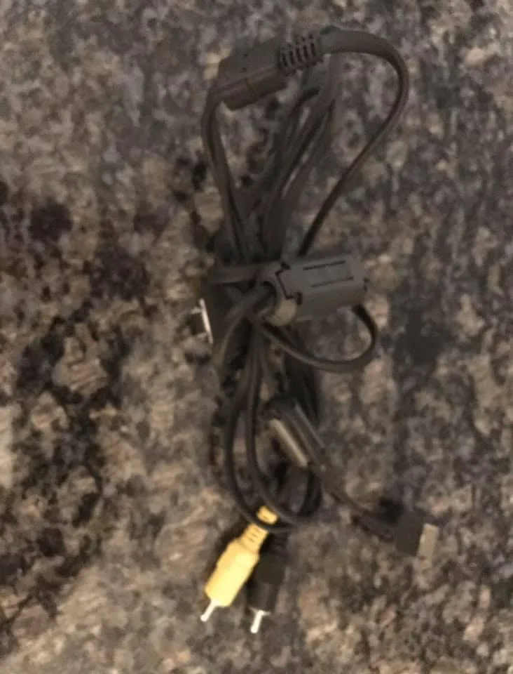 Sony Cyber-shot DSC-W150 8.1MP Digital Camera - Silver image indicator(3)