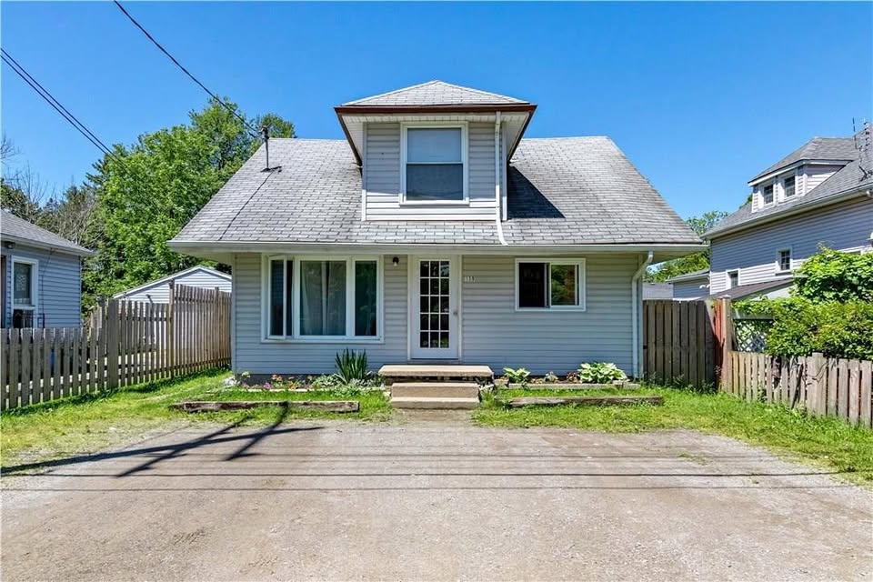 2 Beds 1 Bath House