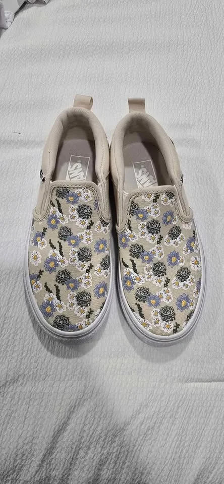 Vans girls nuevos image indicator(2)