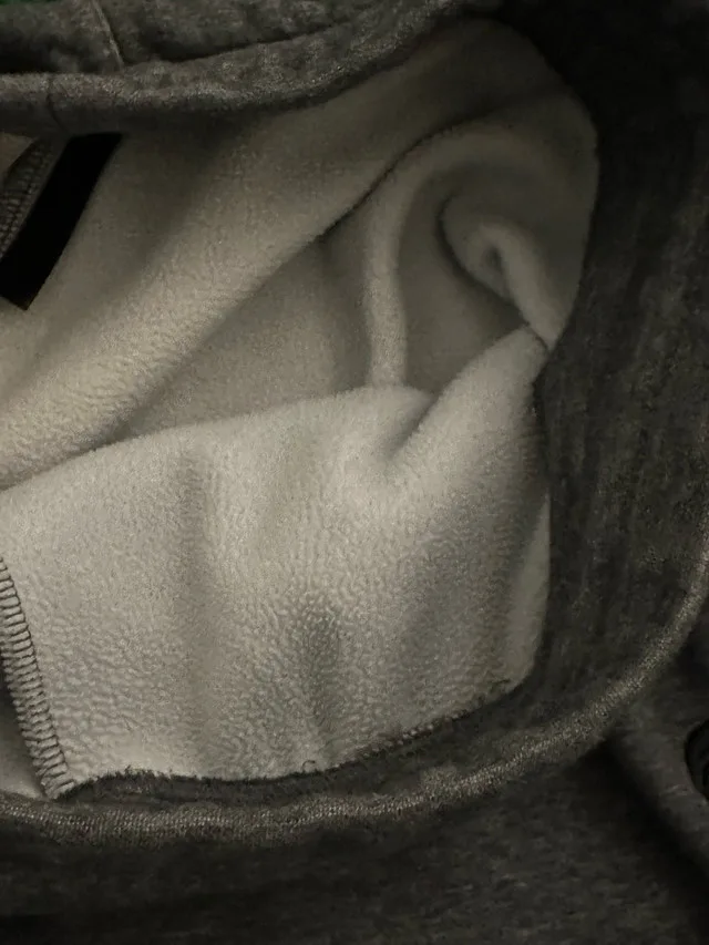 Fabletics Men’s Fleece Joggers – Size M – Great Condition image indicator(2)