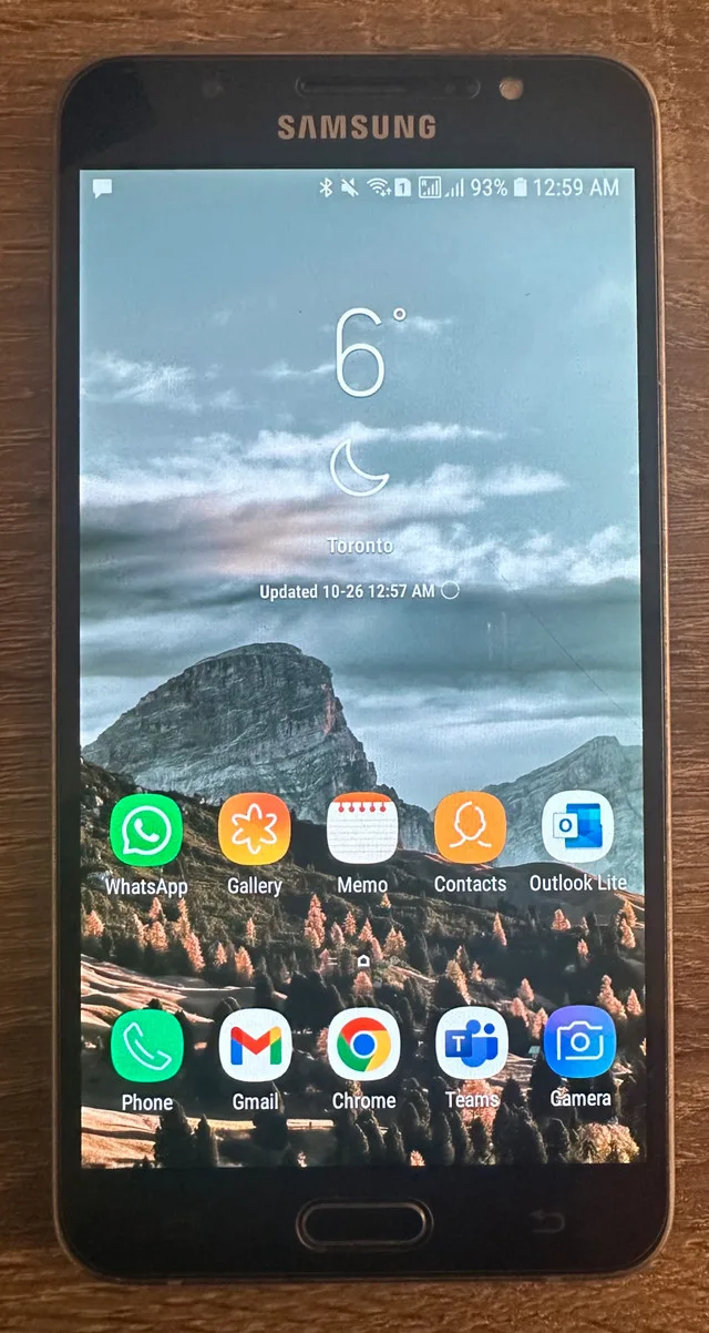 Samsung Galaxy J7 6 – Unlocked – $70 image indicator(2)