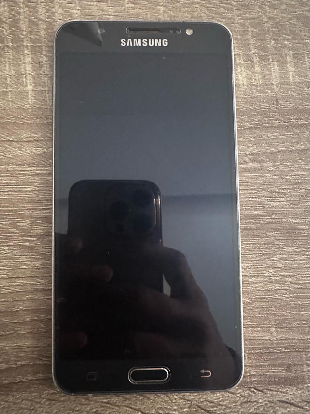 Samsung Galaxy J7 6 – Unlocked – $70 - photo 3