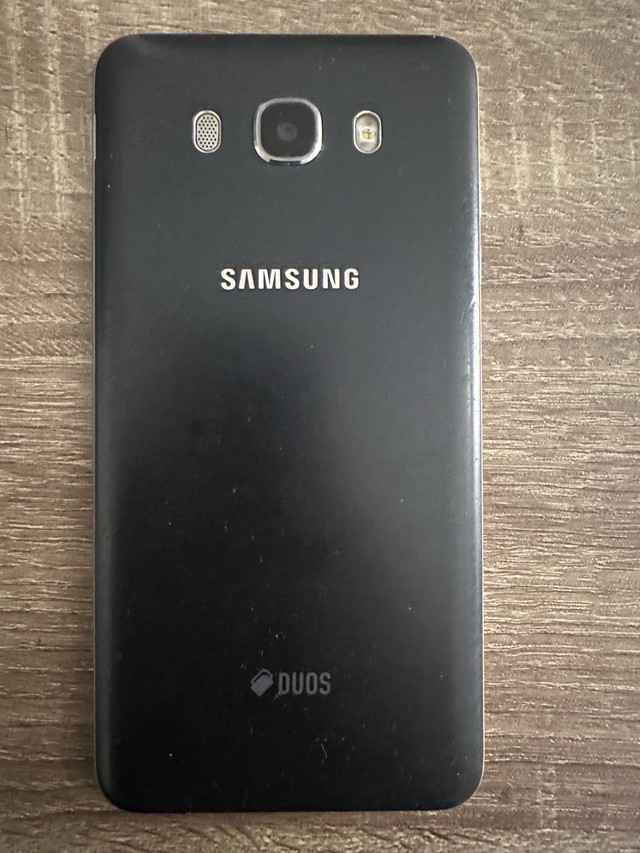 Samsung Galaxy J7 6 – Unlocked – $70 - photo 4