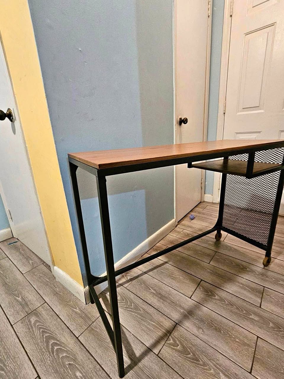 Laptop Table