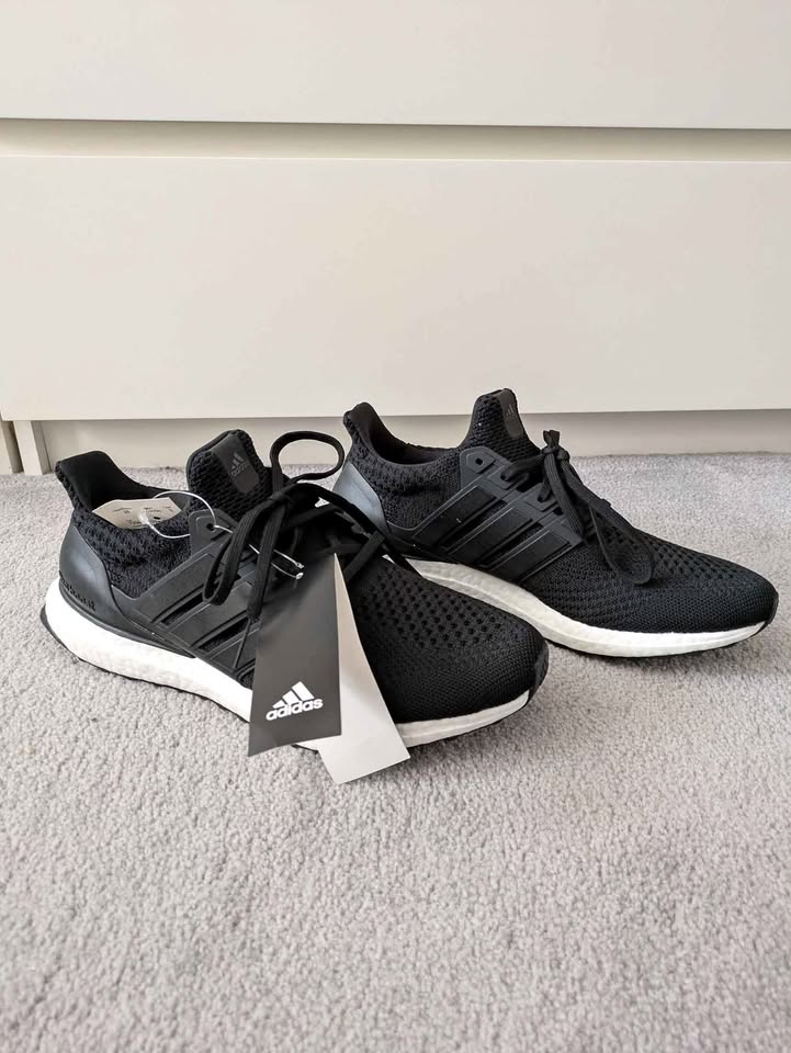 Adidas Ultra boost Women's size 11 BRAND NEW