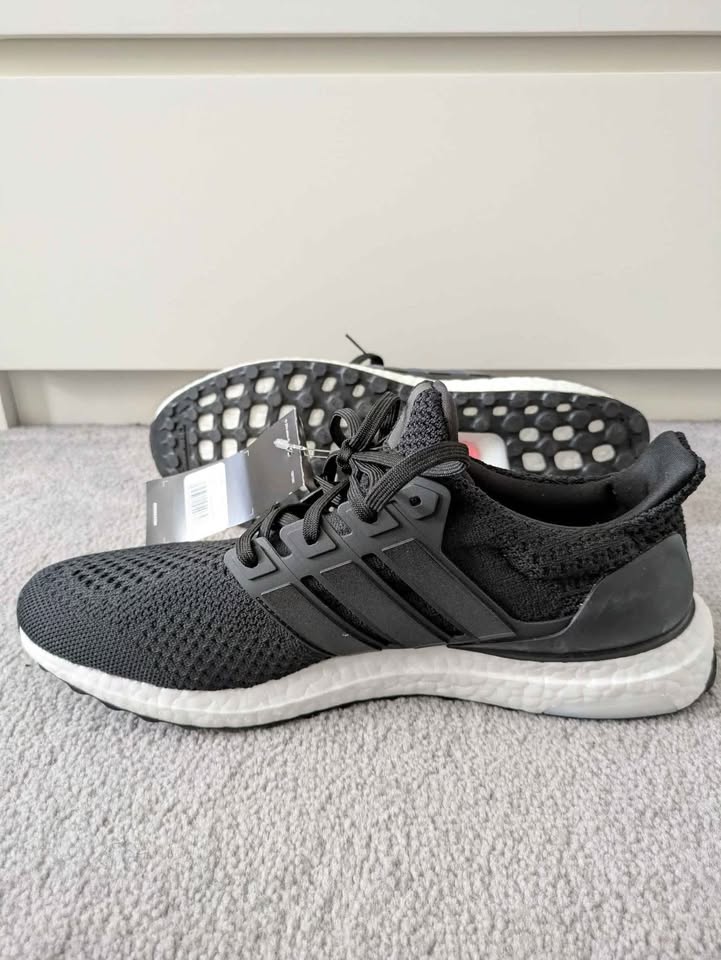 Adidas Ultra boost Women's size 11 BRAND NEW - photo 2