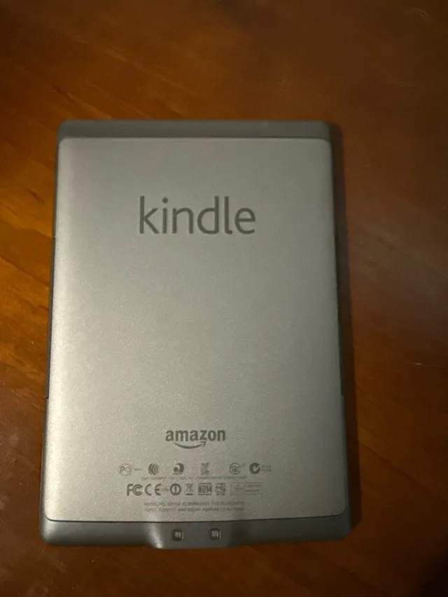 Kindle Amazon ebook ready - early model image indicator(2)
