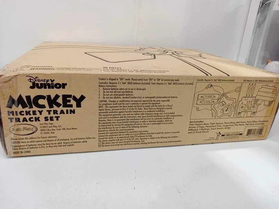 40PC DISNEY JUNIOR MICKEY MOUSE TRAIN TRACK SET image indicator(2)