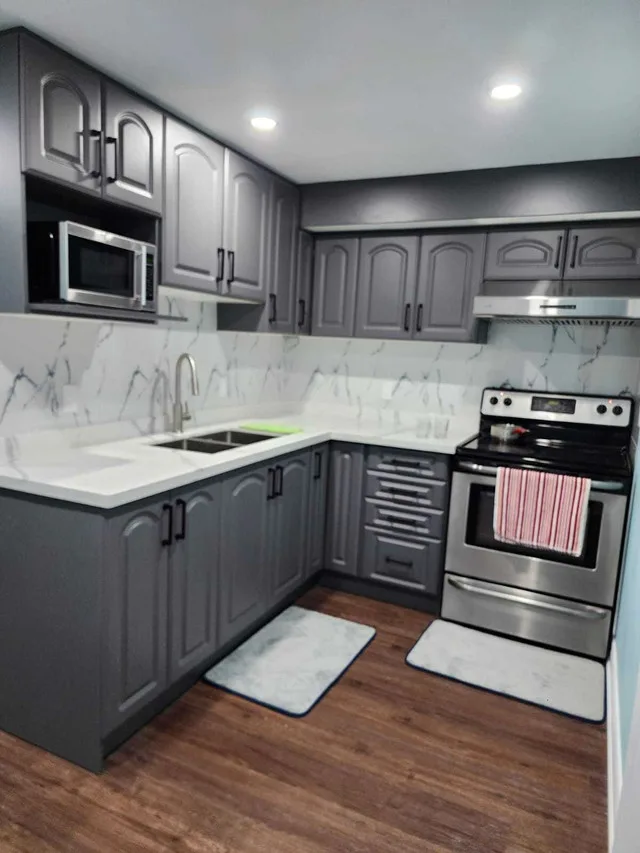 Sharing Room Available for females immediately image indicator(8)