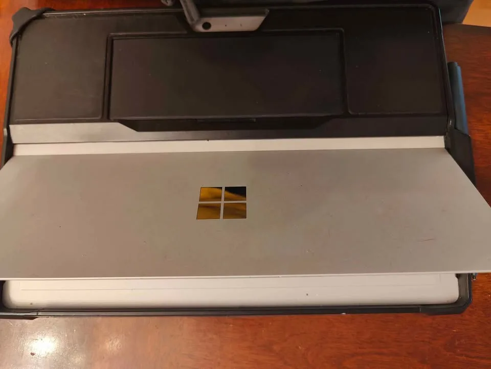 Microsoft Surface Pro image indicator(3)