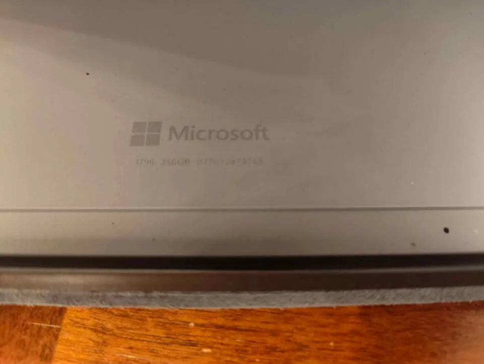 Microsoft Surface Pro image indicator(4)