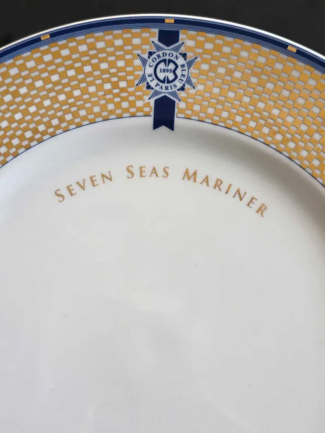 Seven Seas Mariner 2001 Inaugural Season 12" Diam Plate image indicator(2)