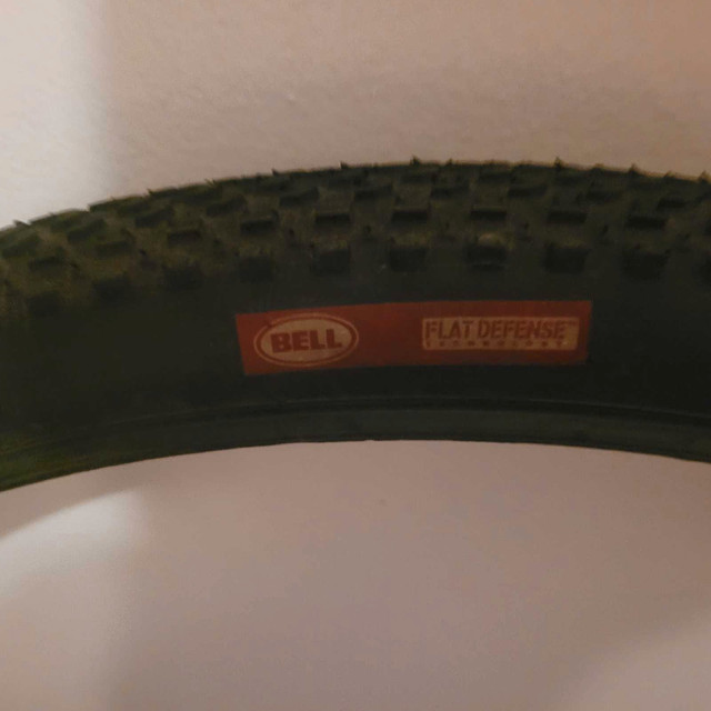 Bell 27.5x2.10 mountain bike tire & tube