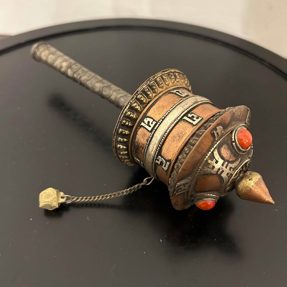 Antique Tibetan Buddhist Handheld Prayer Wheel - photo 2