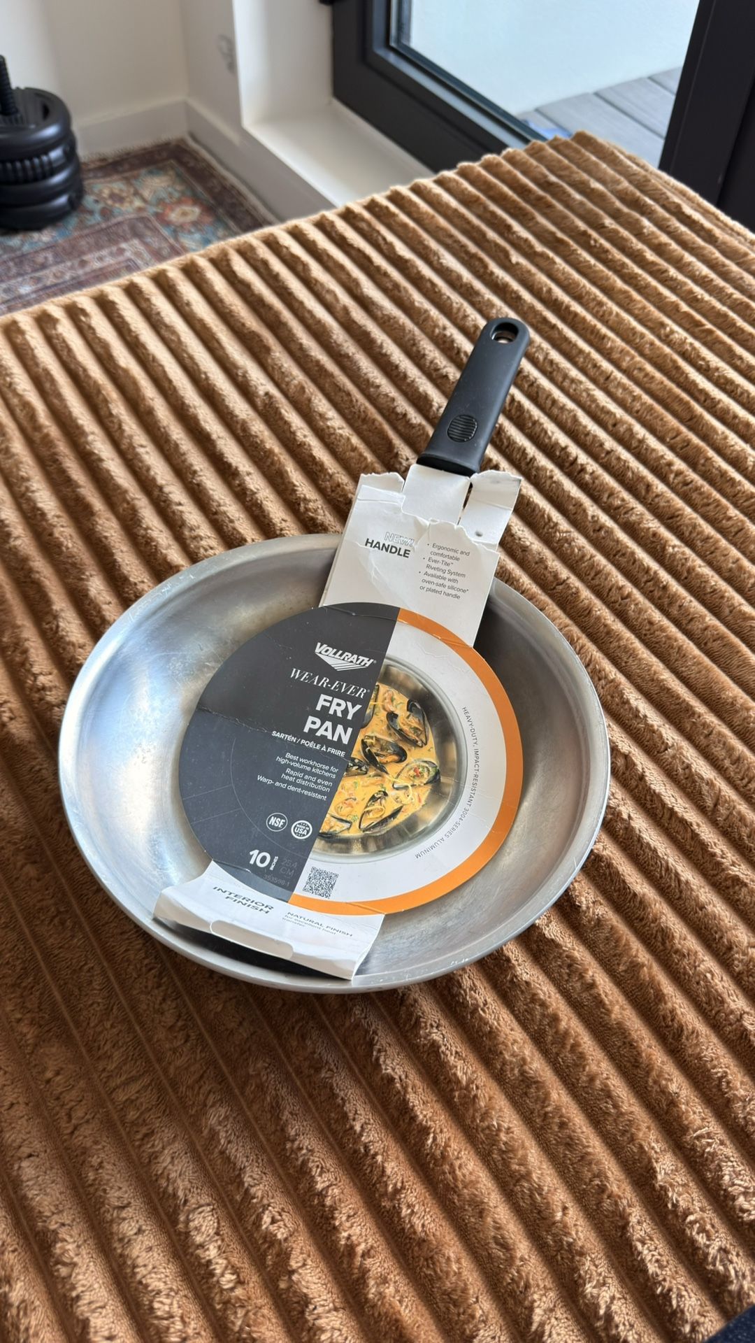 Restaurant-Grade Heavy-Duty Frying Pan – Used Once, Like New