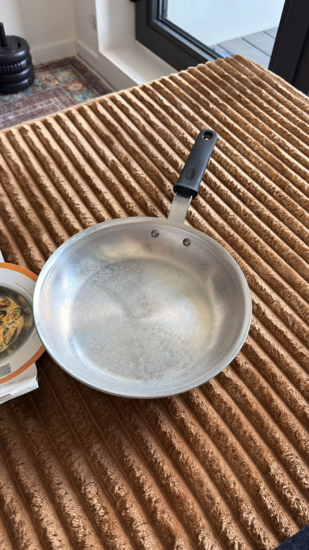 Restaurant-Grade Heavy-Duty Frying Pan – Used Once, Like New - photo 2