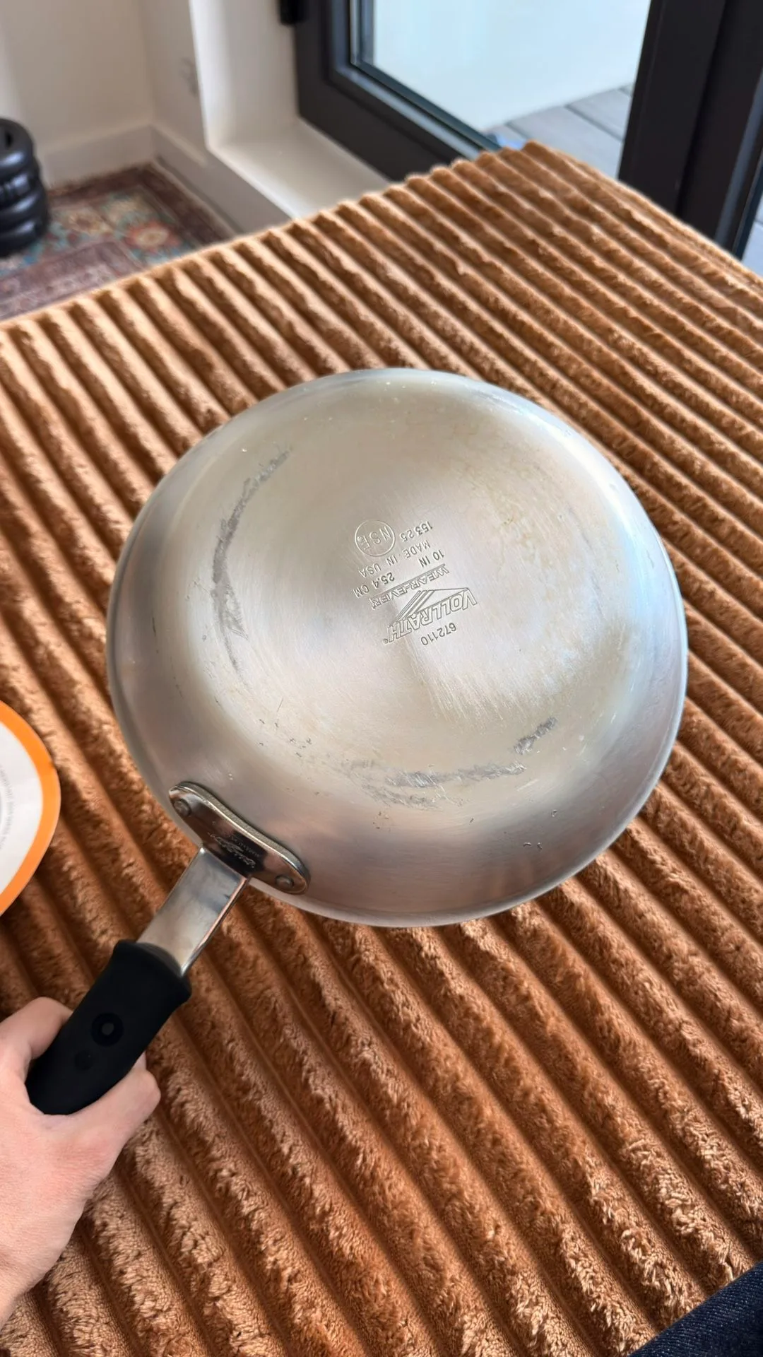 Restaurant-Grade Heavy-Duty Frying Pan – Used Once, Like New image indicator(3)