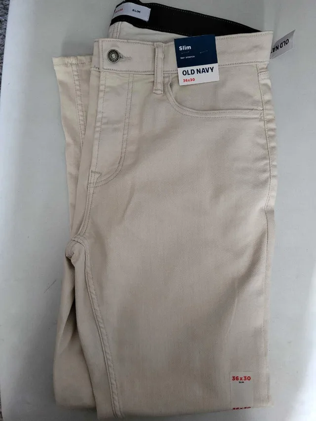 Old Navy Pants, Size 36' x 30" NWT