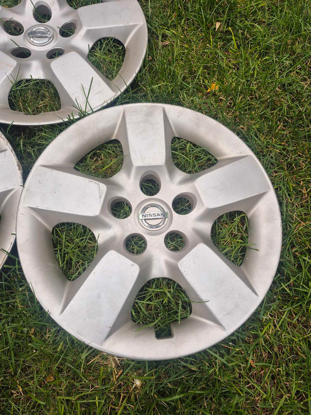 Nissan Hubcaps - photo 2