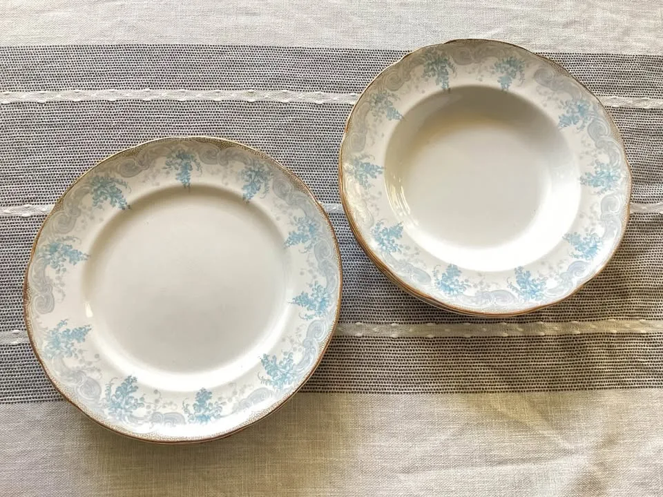 Doulton Burslem “Laburnum” Dinnerware Set - 1890s image indicator(2)