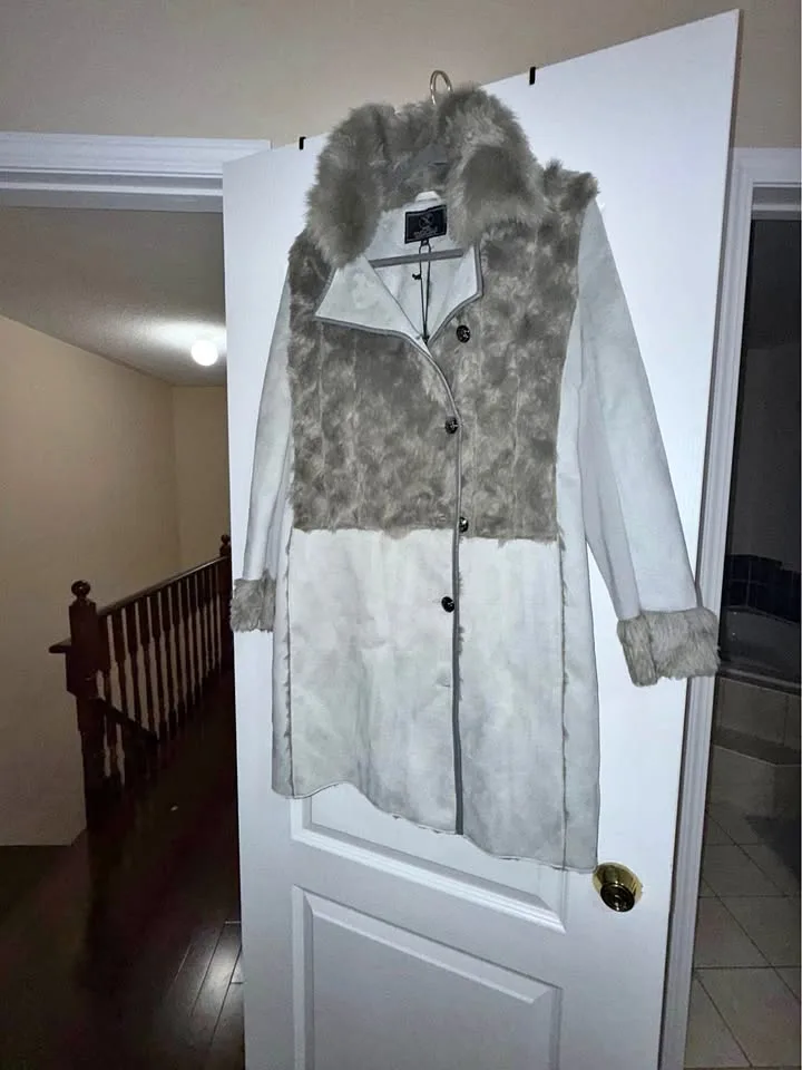 RINO & PELLE FAUX SHEARLING SHEEPSKIN size small thumbnail