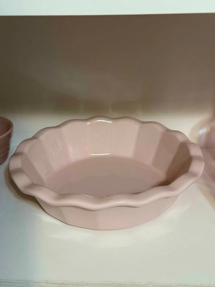 Blush pink dinnerware set - all together image indicator(5)