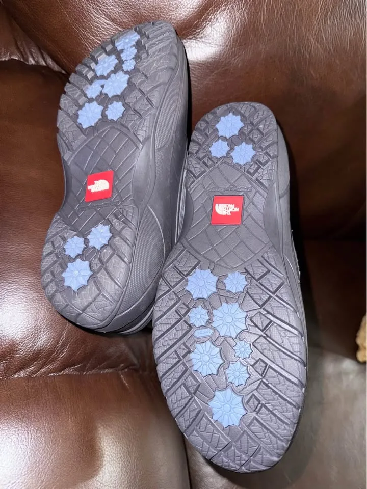 The North Face Youth Shellista Lace boots size 7 image indicator(3)