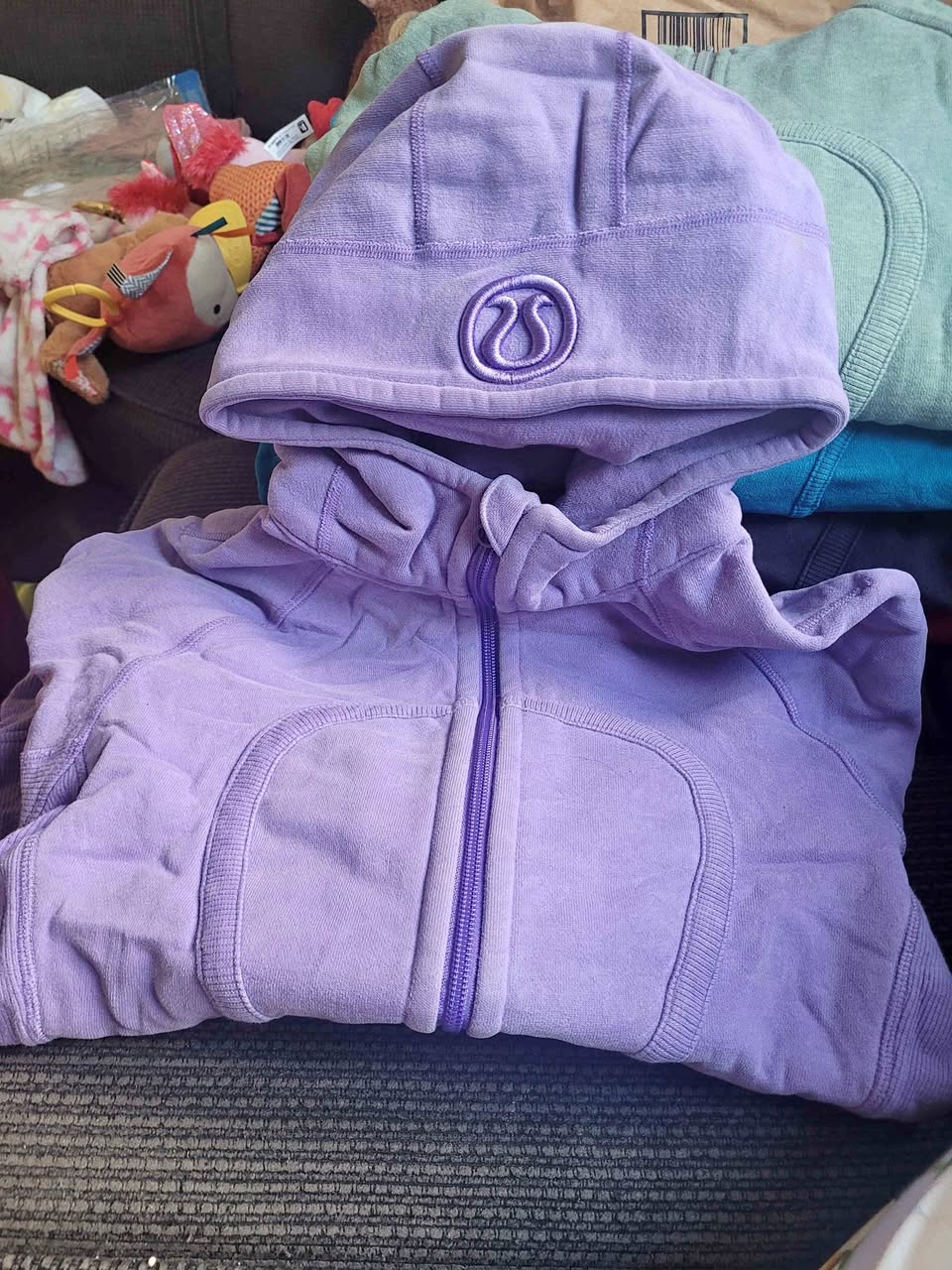 Lululemon scuba fullzip sz 6