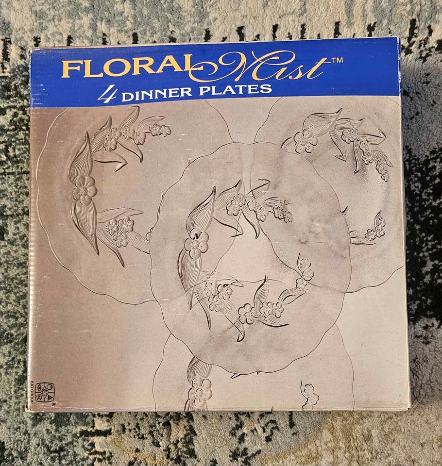 Floral Mist 4 Glass Dinner Plates