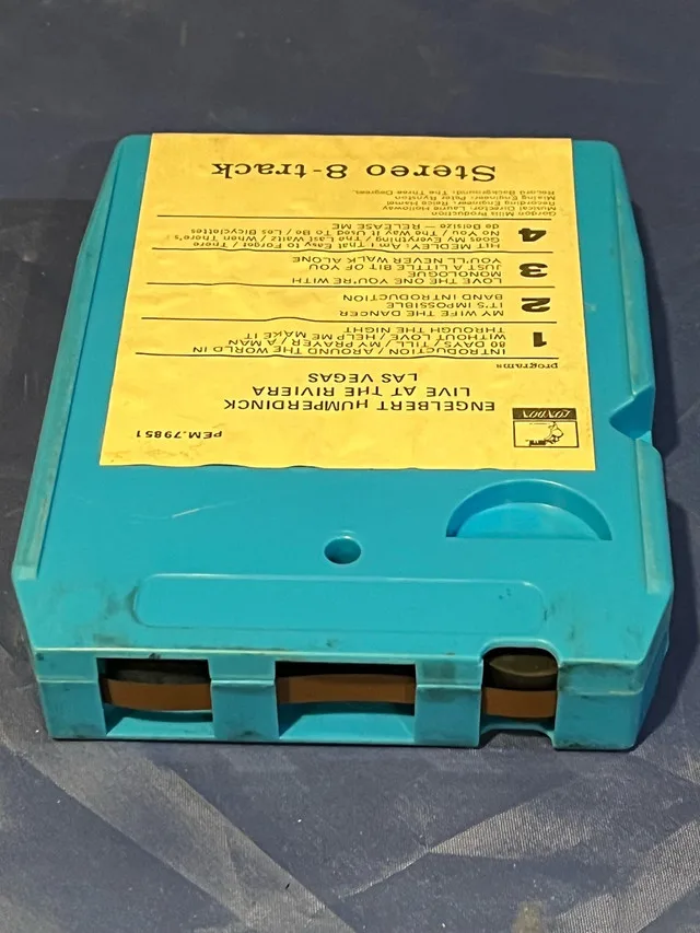 Engelbert Humperdinck Live at the Riviera 8-Track image indicator(2)