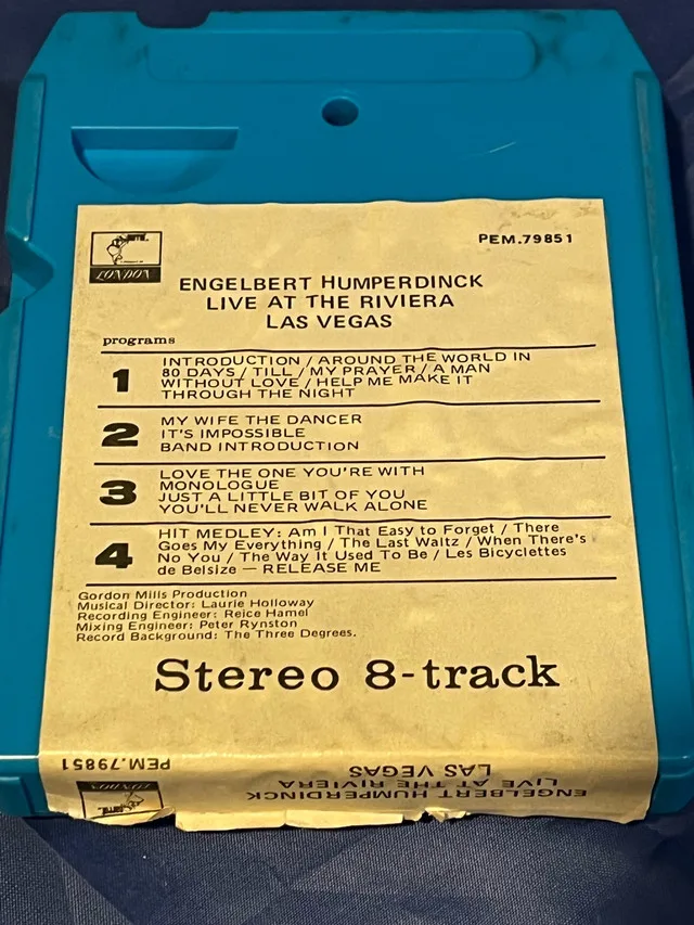 Engelbert Humperdinck Live at the Riviera 8-Track image indicator(3)