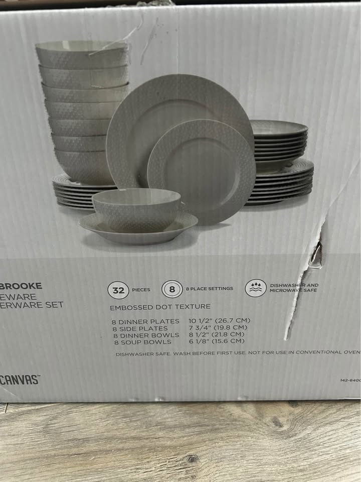 Stoneware Dinner Set (31 piece) - photo 2