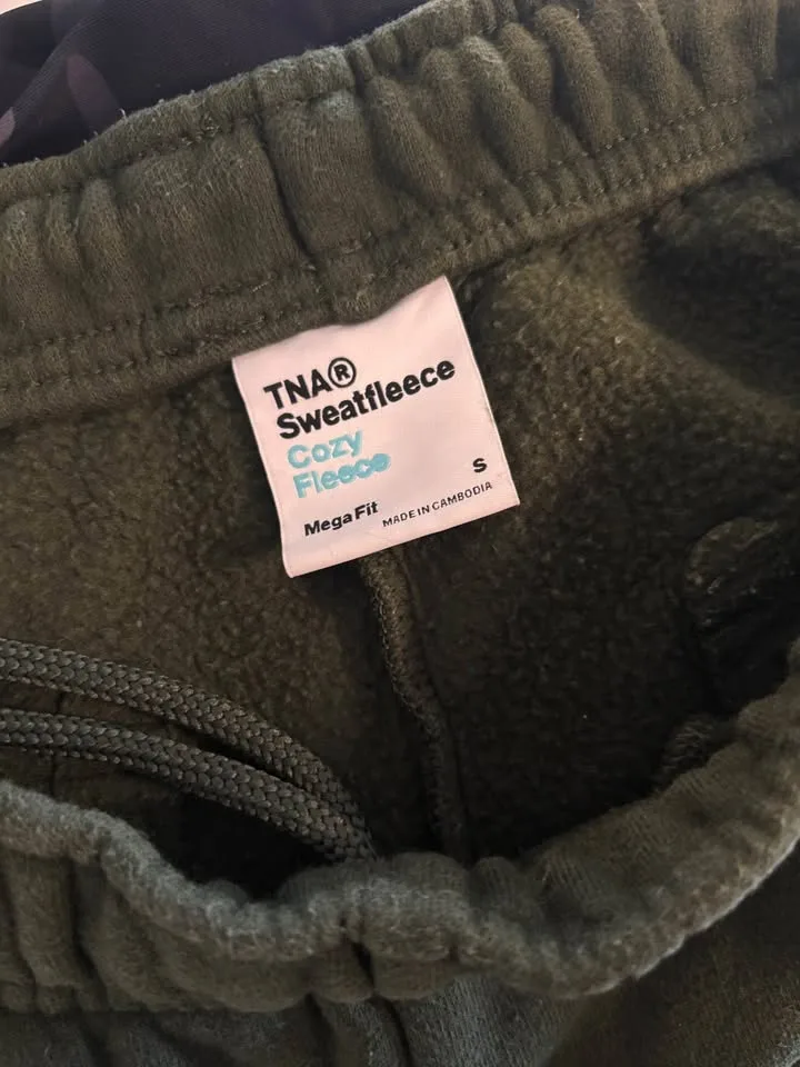 TNA Cargo Sweatpants image indicator(5)