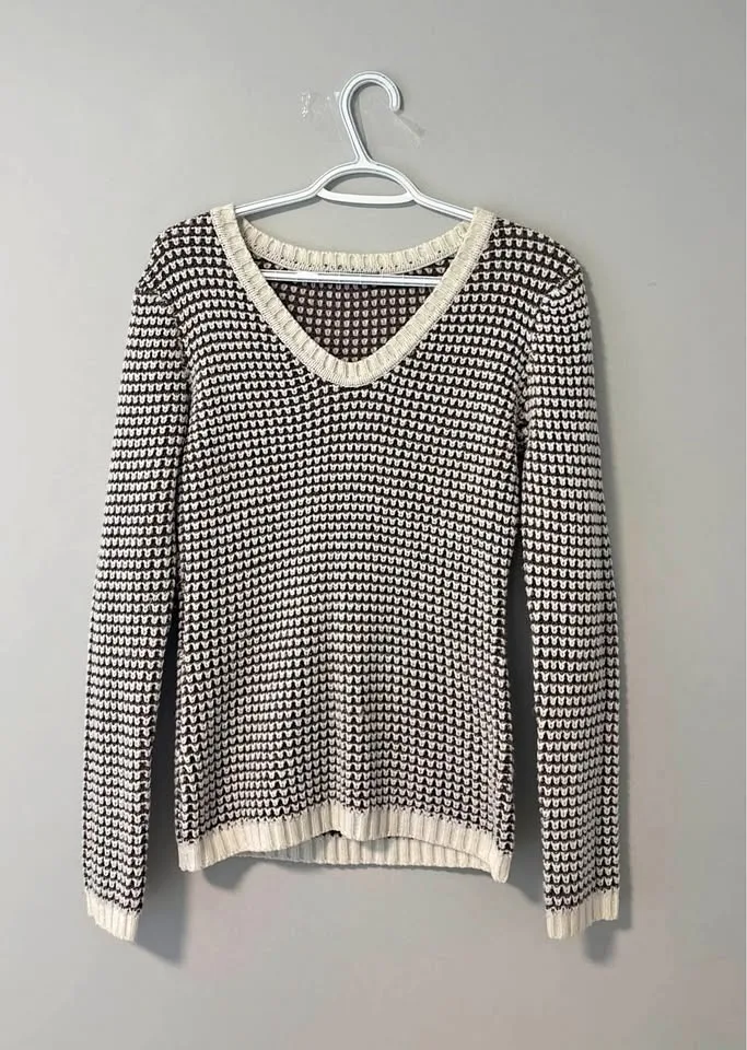 Suzy Shier Fall Sweater thumbnail