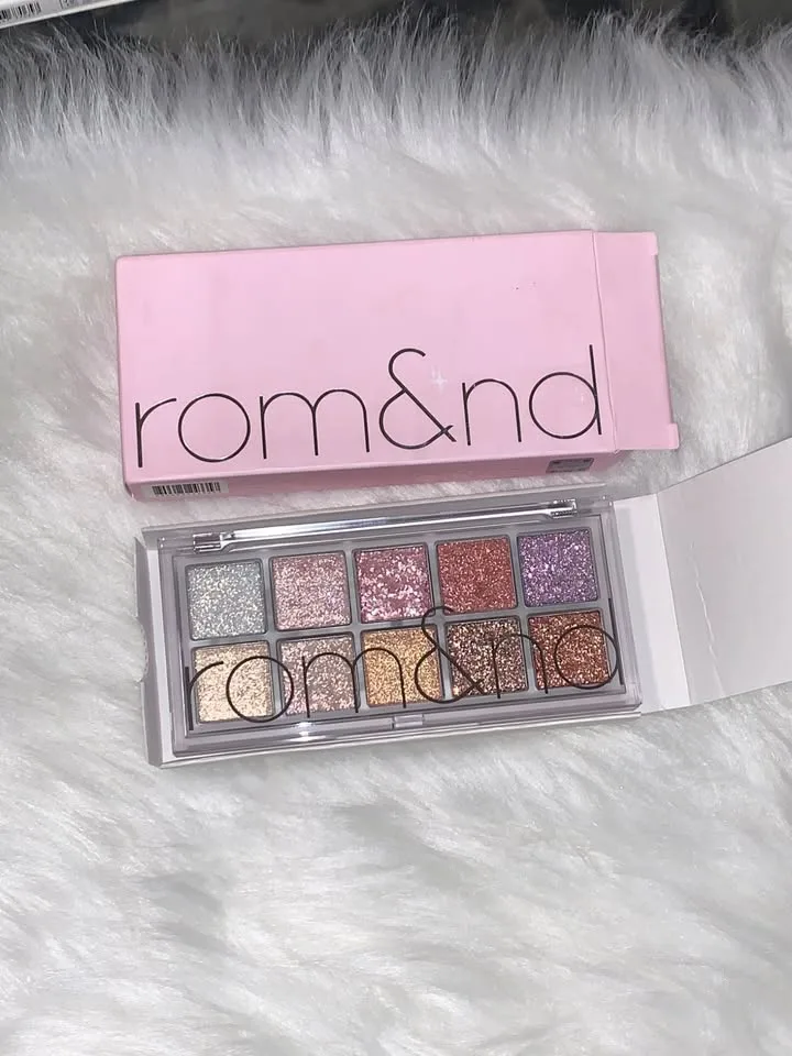 Romand Better than Palette Glitter garden thumbnail