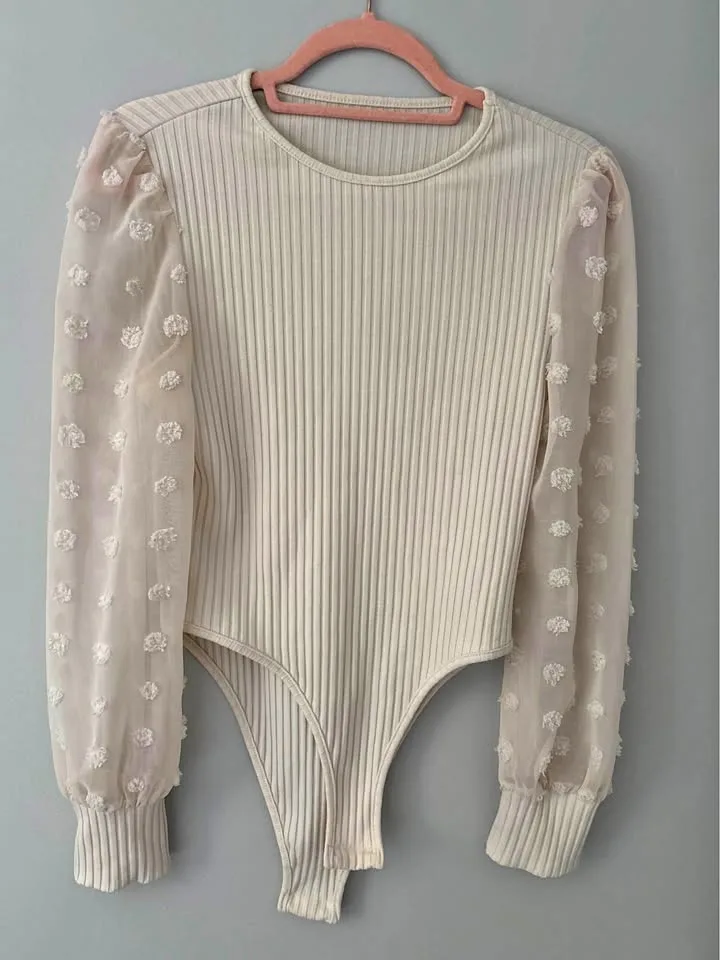 Butter yellow top thumbnail