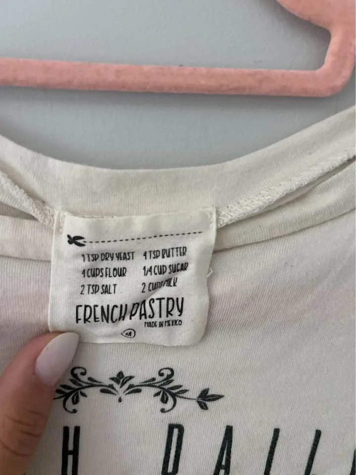 Flowers T-shirt image indicator(2)