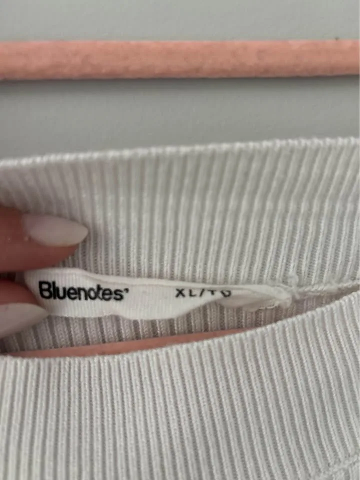 Striped long sleeve image indicator(2)