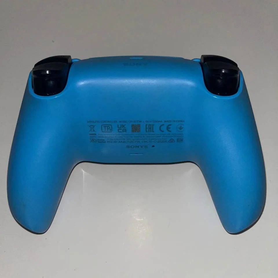 Great Condition - PS5 Dualsense Controller Light Blue image indicator(2)