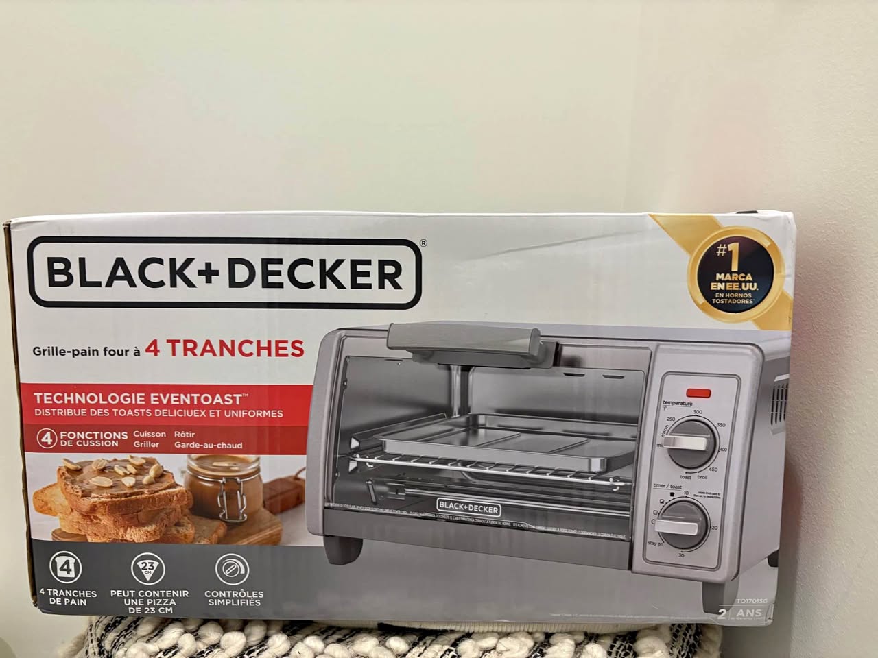 BLACK + DECKER 4-Slice Toaster Oven