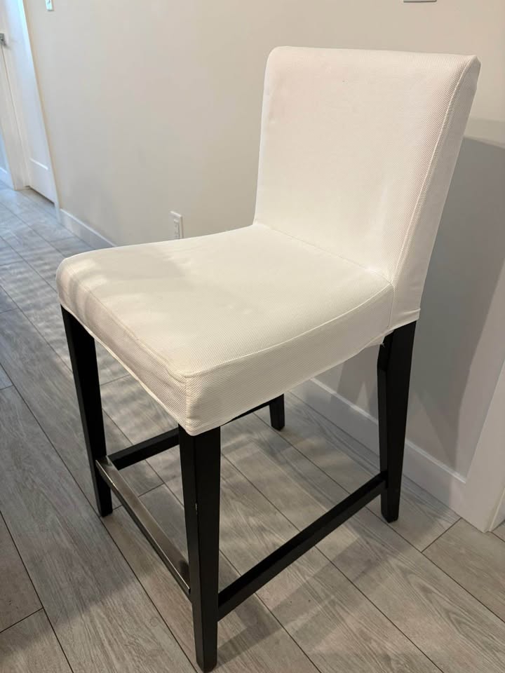 High chairs for counter and bar (3 Chairs) - photo 3