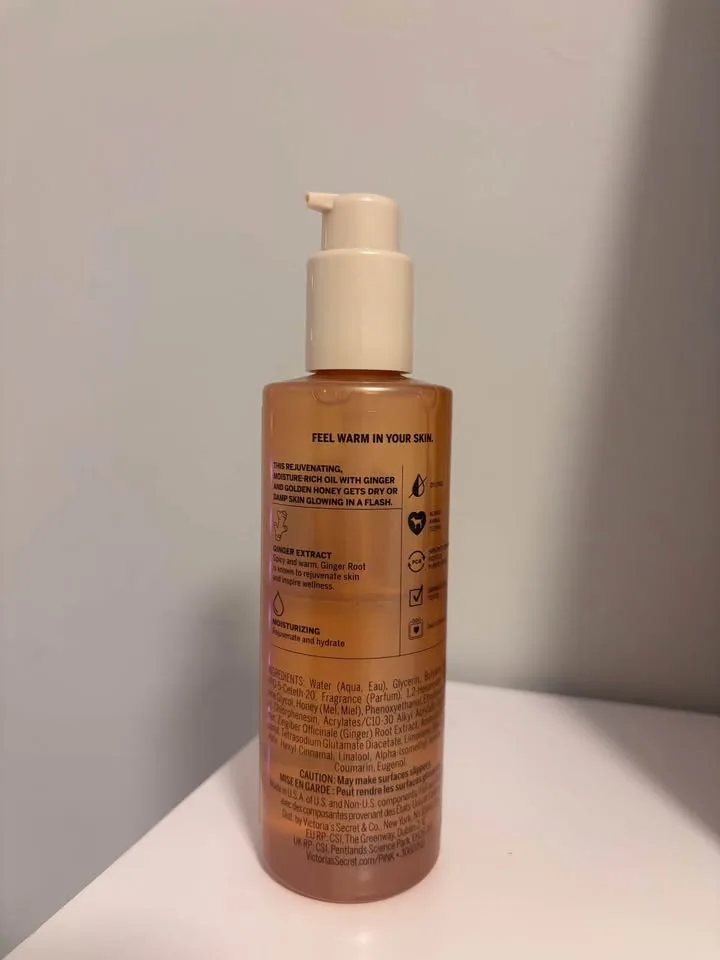 PINK Body Oil image indicator(2)