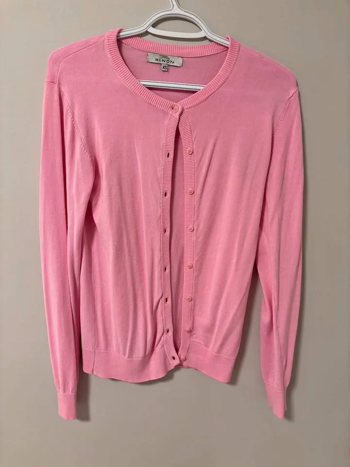 Pink cardigan thumbnail